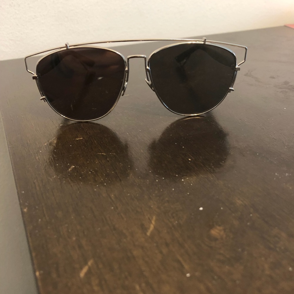 Christian Dior Technologic Sunglasses - Picture 8 of 8